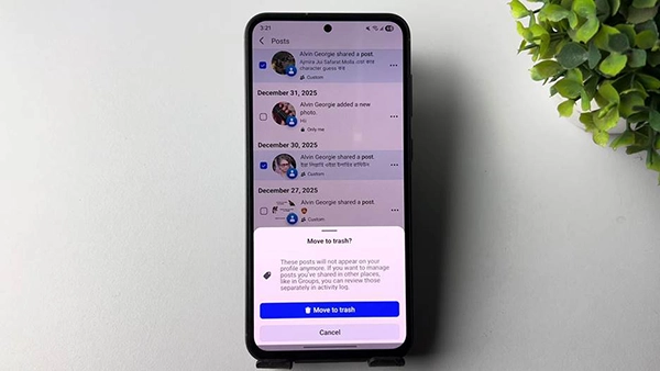 Facebook Move to trash screen showing warning message.