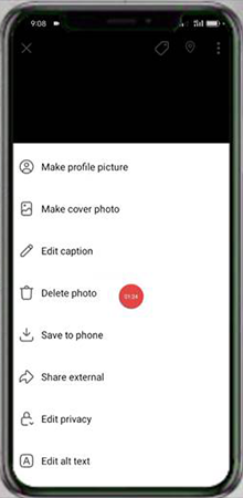 Facebook menu options showing delete photo option.